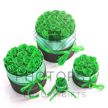 Load image into Gallery viewer, Luxury Rose Bouquet Box