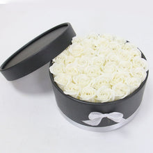 Load image into Gallery viewer, Luxury Large Bouquet of Rose Flowers