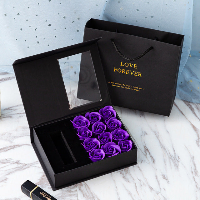 12 Roses in Luxury Jewellery Box